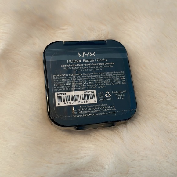 NYX High Definition Blush - Electro - Picture 3 of 4